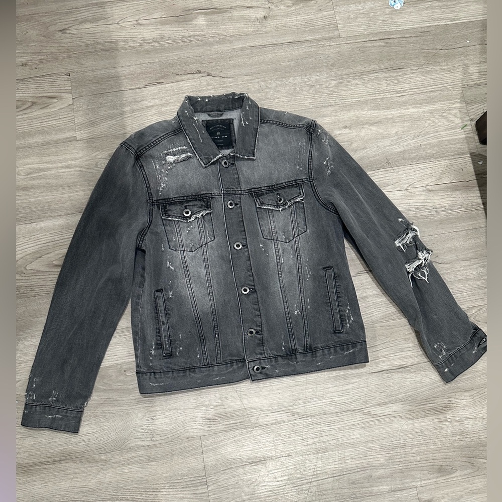 Zara Men's Distressed Gray Denim Jacket